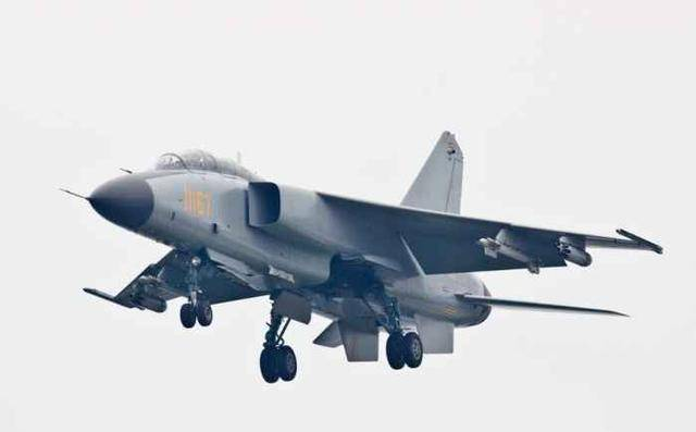 歼20装上“中国心”专家却高兴不起来！航空发动机差距竟有25年？
