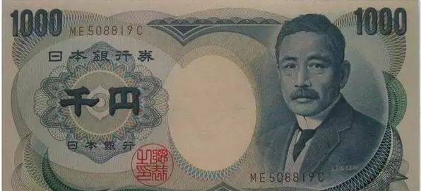夏目漱石：你不要说我喜欢你， 你要说这夏夜的月色真美丽