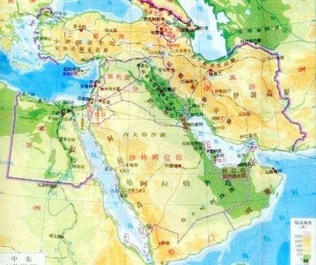 仔细观察中东地图，你会发现一个奇怪的现象，也因此百年不得安宁