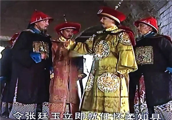 他因一句万里长城万里空，反被降职九品知县，历经三朝终尊享太庙
