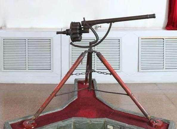世界最早的机枪是源自中国的清朝的连珠铳
