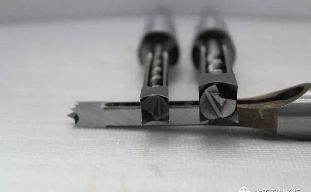 木工方孔钻是个什么样的工具，它是怎么钻出方孔的