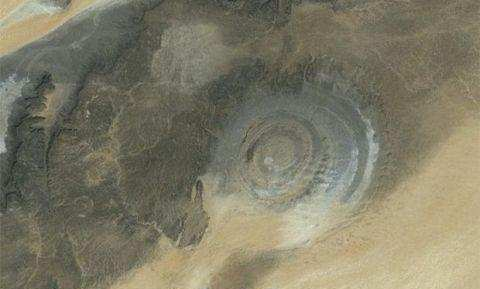 卫星地图拍下神秘“撒哈拉沙漠之眼”!