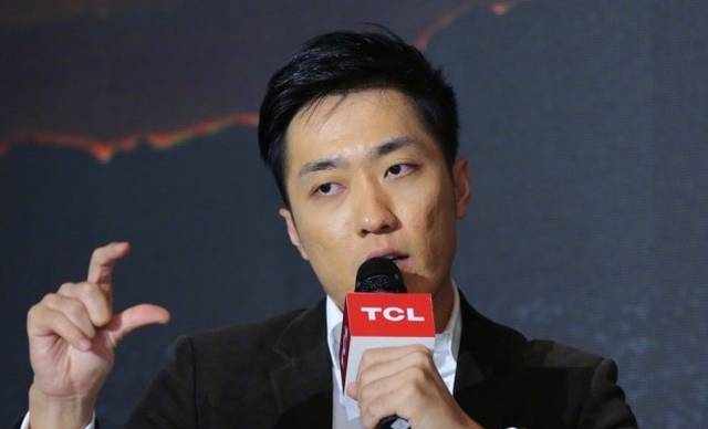 王自如：两次怒撕罗永浩的“网红”