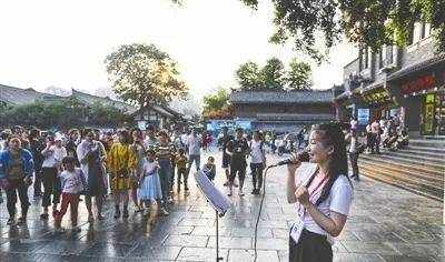 邂逅浪漫与文艺，让街头艺术成为一道亮丽的城市风景！