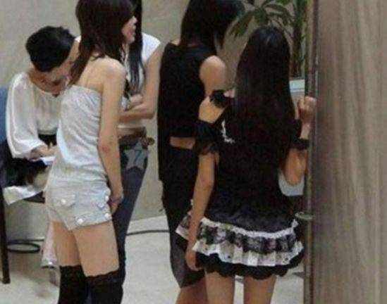 女大学生白天陪玩晚上陪睡，被人“包月”做伴游兼职一天300？