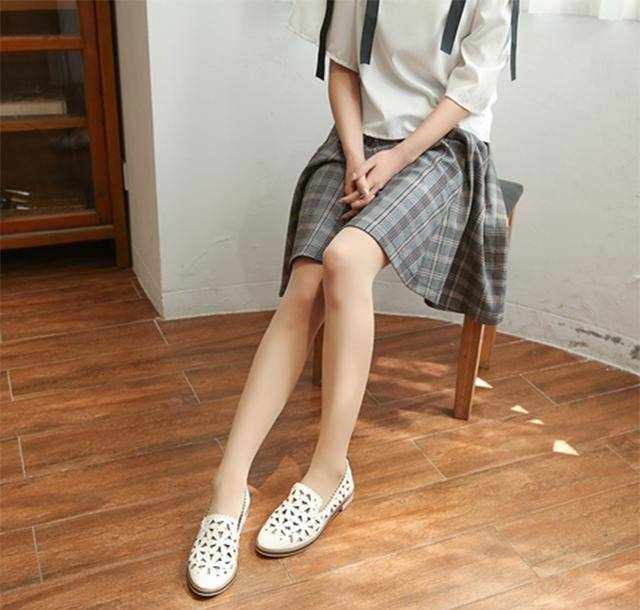 黑色裤袜比肉色裤袜性感，为啥女生更喜欢穿肉色裤袜？