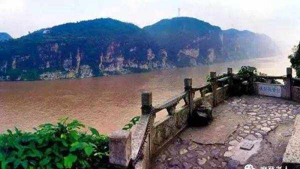 三峡大坝没建成的罕见照片，简直是人间仙境！