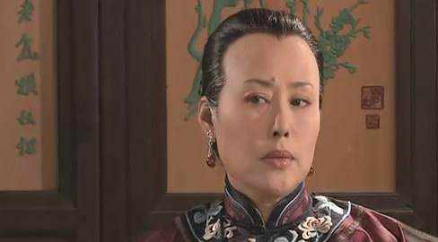 大宅门：董大兴到死不知，白文氏能够夺回百草厅的真正原因