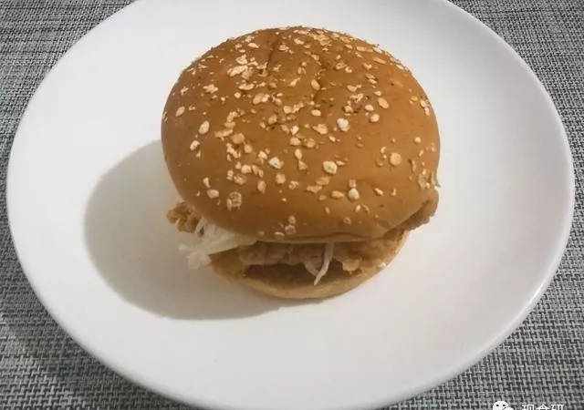 仅仅是不辣的香辣鸡腿堡？肯德基劲脆鸡腿堡测评