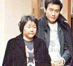 梁家辉54岁老婆曝光，真佩服影帝能做到31年不离不弃！