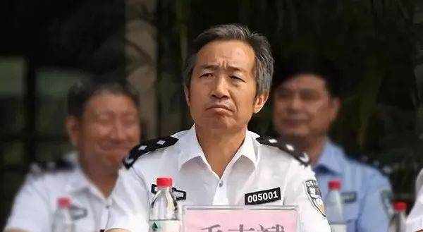 河南警察学院原院长毛志斌获刑十年，曾被指涉“皇家一号”案