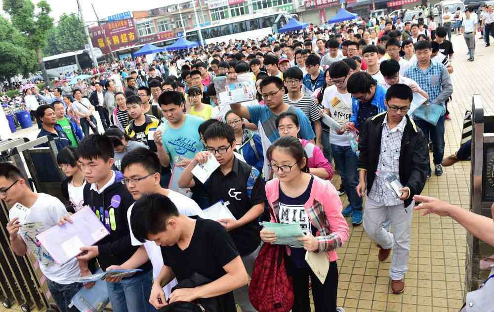 淮安市淮阴中学 江苏淮安最强的3所高中，除了淮阴中学外，这2所县级中学表现不俗