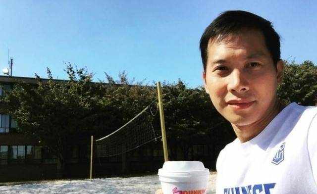 曾是台北男篮主力、打过CBA，后来参演多部偶像剧，如今成为教练