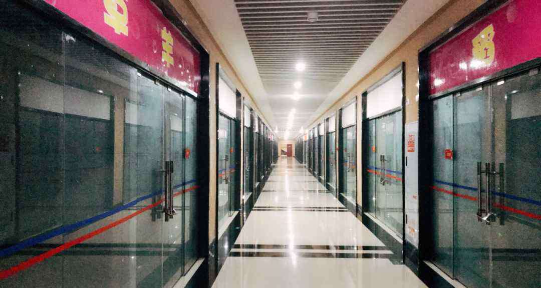 朝天门批发市场搬迁 朝天门批发市场搬到迎龙 2年之后震惊了
