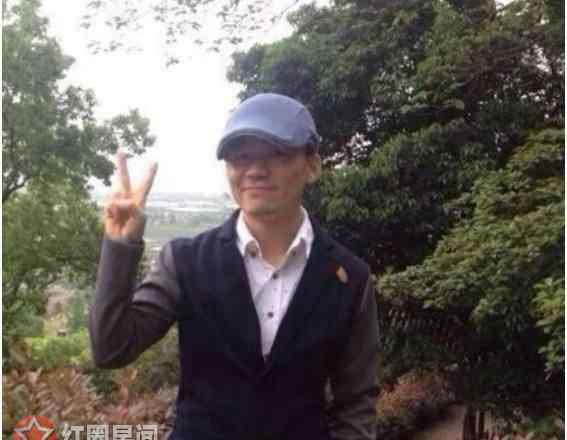 王宝强带父母游玩 王宝强最新消息首次曝光 王宝强国庆带父母游玩