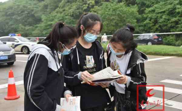 黄石十五中 少年，上场！刚刚，黄石2.7万中考生开考……