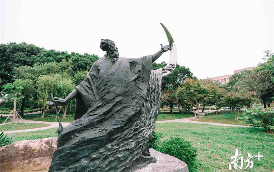 惠州学院西湖论坛 来惠州学院遇见“大咖”，苏轼葛洪“新造型”亮相
