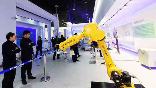 机器城市 英媒：中国正引领无人智能设备革命 城市机器人或将崛起