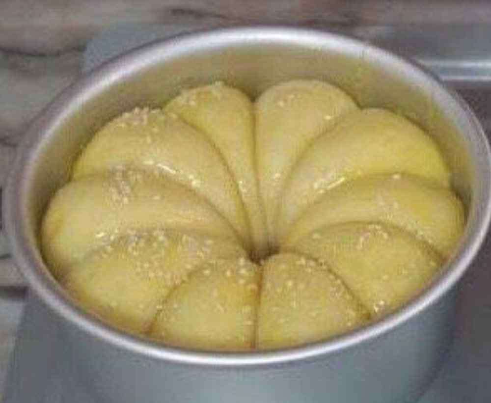 面包蒸多久才会熟了 面包不一定是烤出来的，还能直接蒸出来，全程一个小时就可以搞定