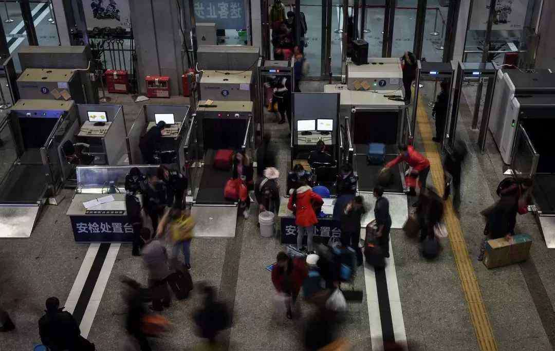 深圳地铁招聘 深圳地铁保安招工难：包吃住工资6千没人做，90后保安道出原因