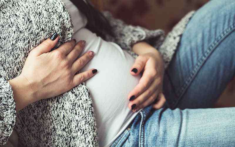 孕妇甲亢会影响胎儿吗 孕期吃甲亢药，生下来的孩子会有问题吗？可别掉以轻心