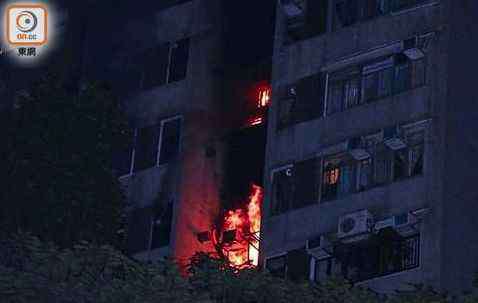 一起火官网 突发！香港一住宅起火1死2伤 逾600住户紧急疏散