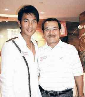 刘凯威的父亲刘丹照片 刘恺威爸爸刘丹个人资料和图片介绍