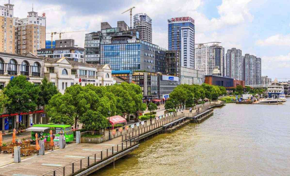 风平浪静是哪个城市 中国最“风平浪静”城市，很多人都听过但少有人去过，不是上海！