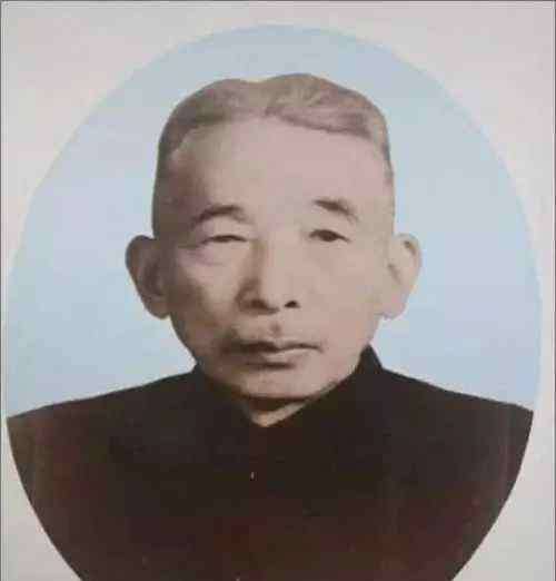 谢华安 袁隆平“贪天之功”？不，有人在收割我们的智商