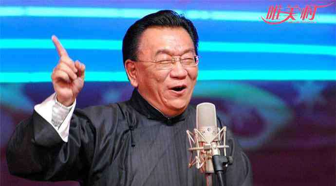 安娜金微博 侯耀华与安娜金什么关系 亲密合影让人浮想联翩