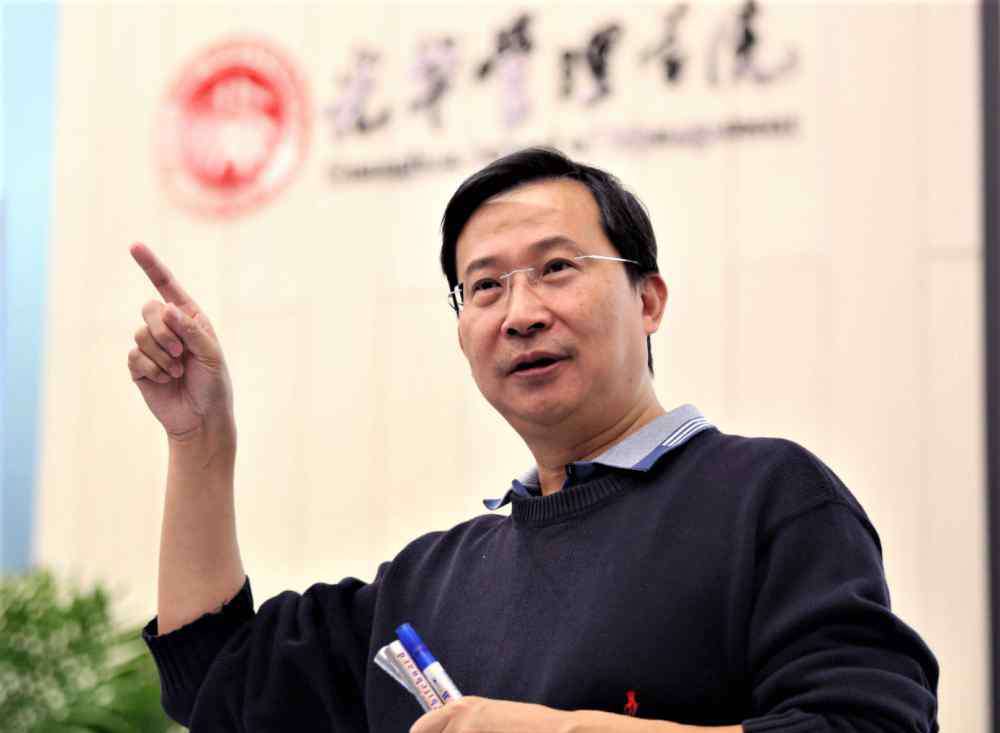 武大副校长 北大前院长饶毅惜败武大副校长舒红兵，落选院士存在争议