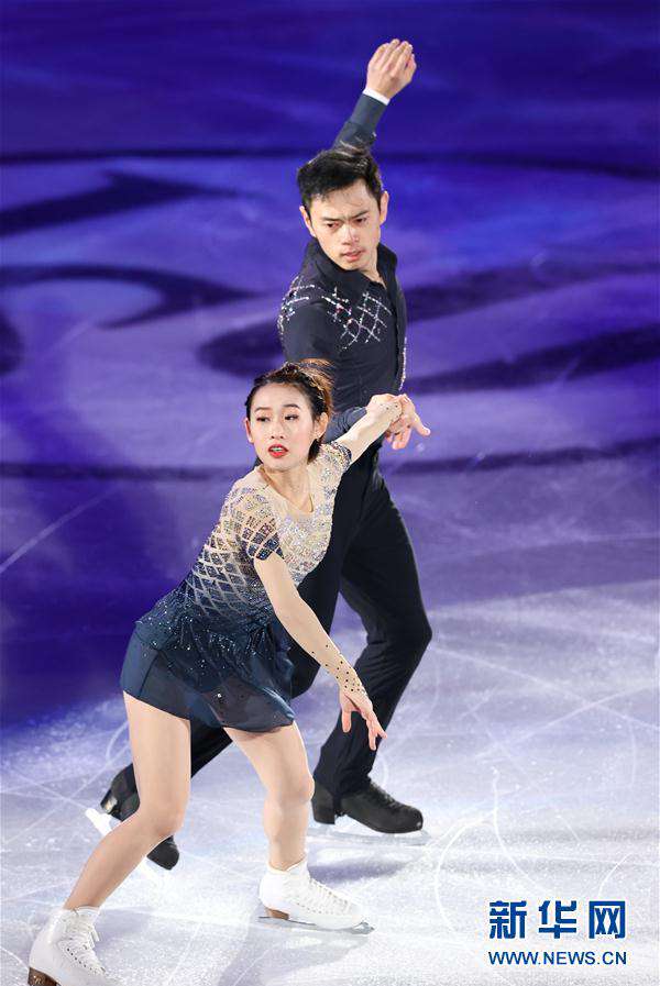  四大洲花样滑冰锦标赛举行花样滑冰表演