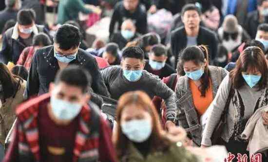 戴口罩英语怎么说 “新型肺炎”致口罩疯抢，“口罩”英语怎么说？