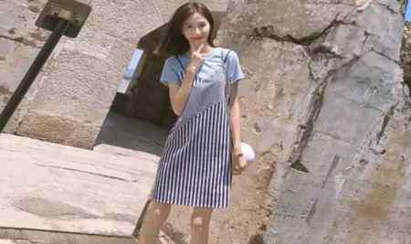 吊带裙搭配 吊带裙搭配什么衣服好看 搭什么上衣最好看？
