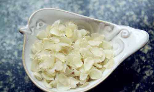 吃皂角米禁忌 皂角米的功效与作用及禁忌症介绍、正确皂角米的简单做法吃法步骤详解