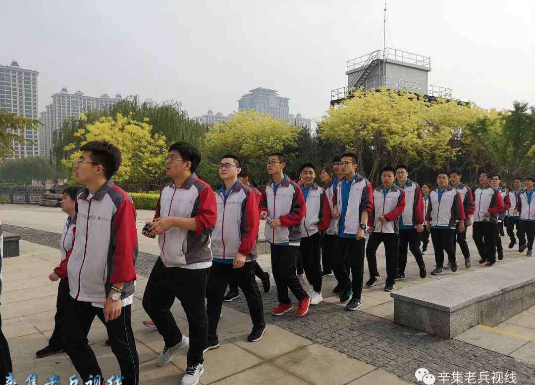 辛集中学 “十年铸一剑、试我锋芒”辛集中学高三高考誓师大会纪实