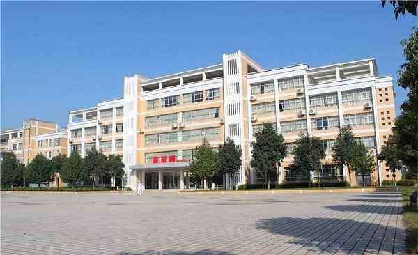 常德市一中 湖南常德“最牛”的4所高中，差生也有入校门票，却是清北后援团