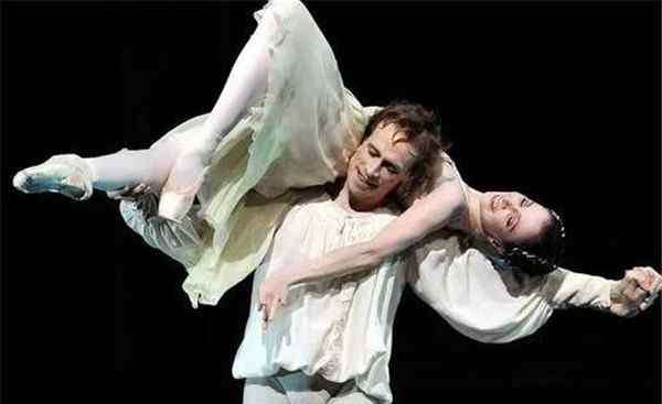 慧伦 十大芭蕾舞巨星 第九被誉为是世界第一白天鹅