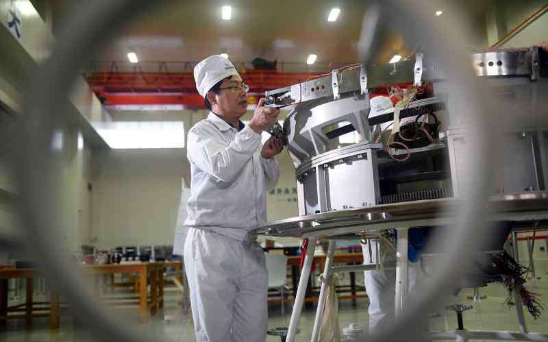 神舟八号的航天员是谁 这位“拧螺丝钉”的一线工人，为神舟八号和天宫一号的“太空之吻”立下赫赫功劳