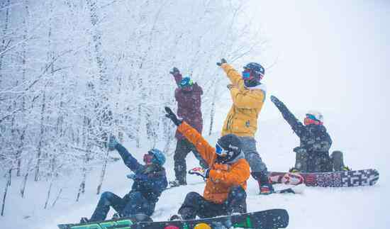 北大壶滑雪场 北大湖滑雪度假区2月25日粉雪迎开业