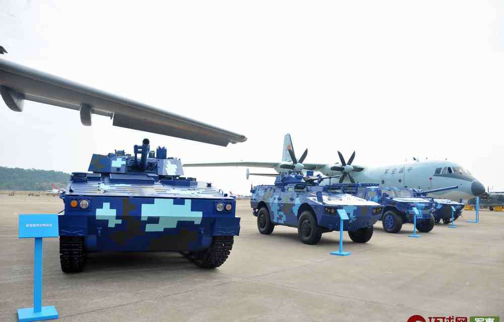 中国装甲车 国产新型轮式装甲车列装中国空降兵