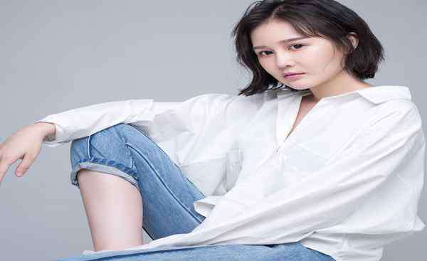 网络红人美女排行榜 快手十大网红主播排名 这么瘦的一个大美女竟然是个大胃王