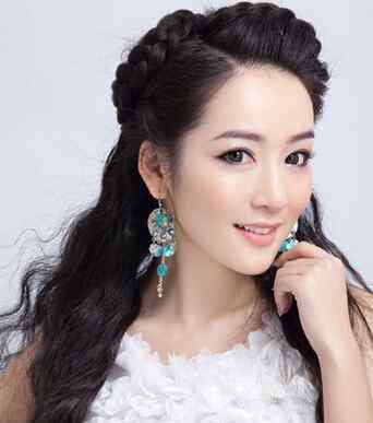 杨姣 杨姣个人资料简历 杨姣演唱的歌曲有哪些
