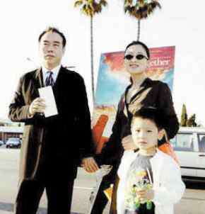 陈凯歌陈红 陈凯歌和陈红儿子全家照片 陈凯歌儿子名字叫什么