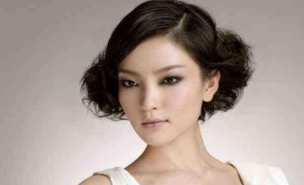 杜鹃演员 中国公认十大美女演员 刘亦菲排名第6，第一名是她毫无争议