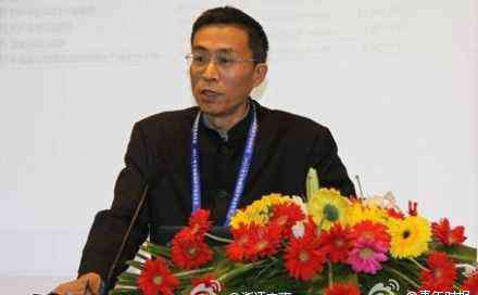 浙大副校长吴平 浙江大学副校长吴平车祸身亡 大挂车碾压血肉模糊