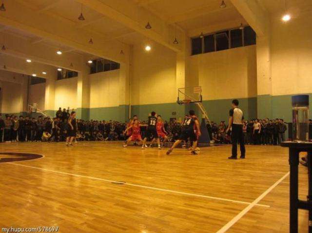成都市室内篮球场 成都室内篮球馆汇总｜南门篇