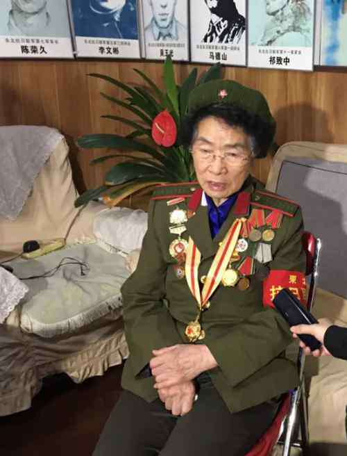 八年抗战改为十四年 抗日战争八年变为十四年 可能跟她有关