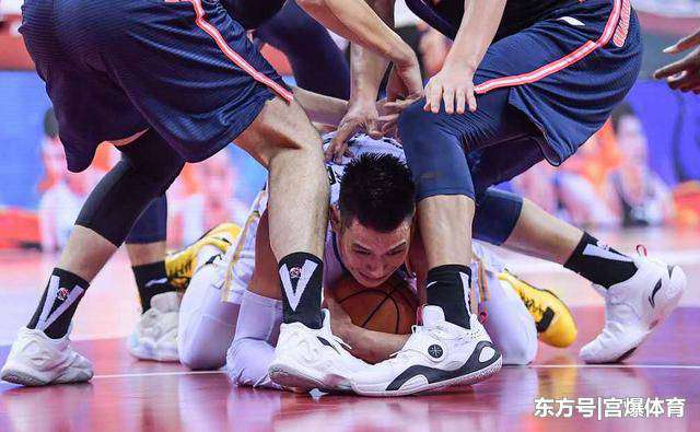 广东宏远微博 广东媒体炮轰马布里！让朱彦西使用坏动作 广东宏远输不起了？